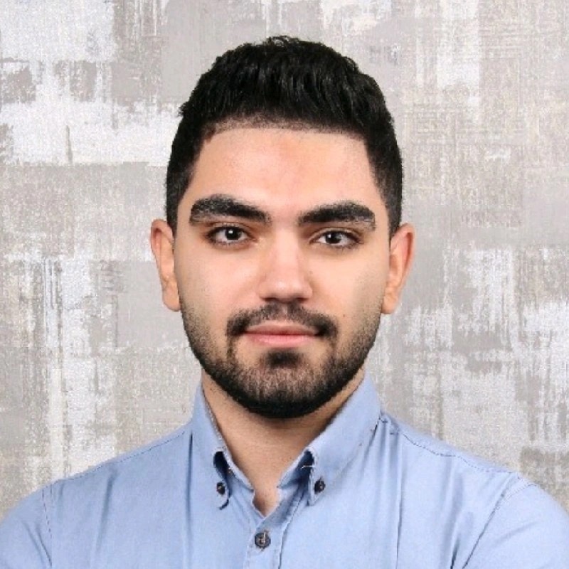 عکس امیرحسین دارابی — سخنران فرانت‌چپتر