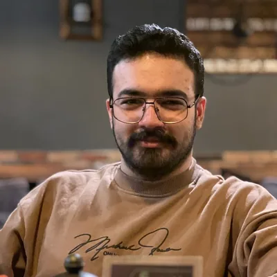 عکس کیوان رحیمی — تیم اجرایی فرانت‌چپتر
